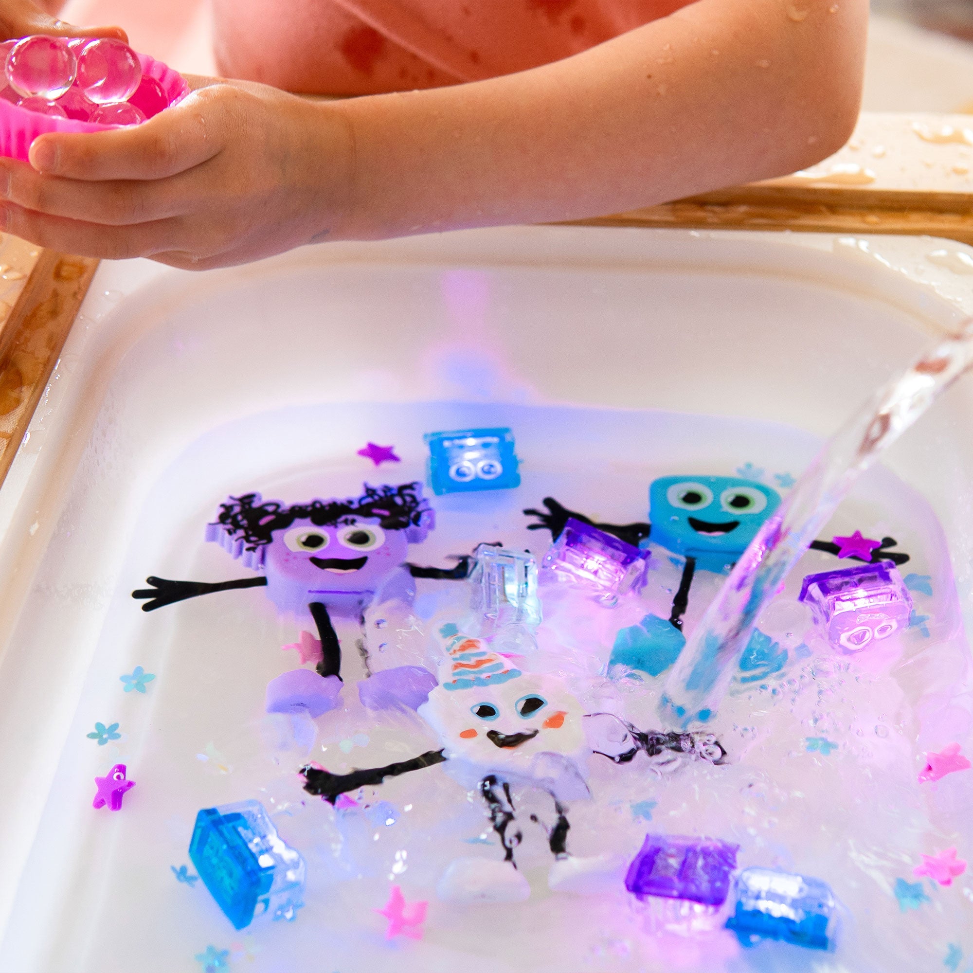 Light Up Cubes 4pk - Lumi