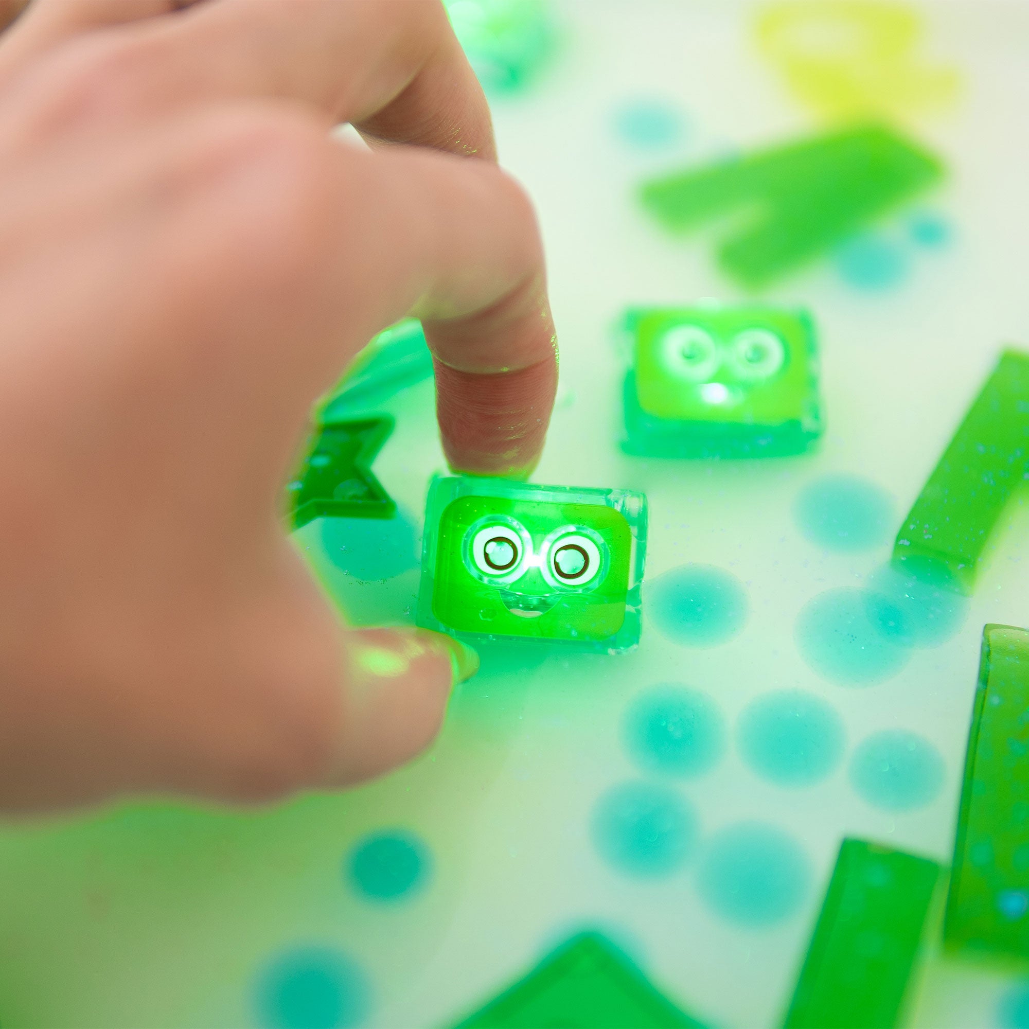 Light Up Cubes 4pk - Pippa