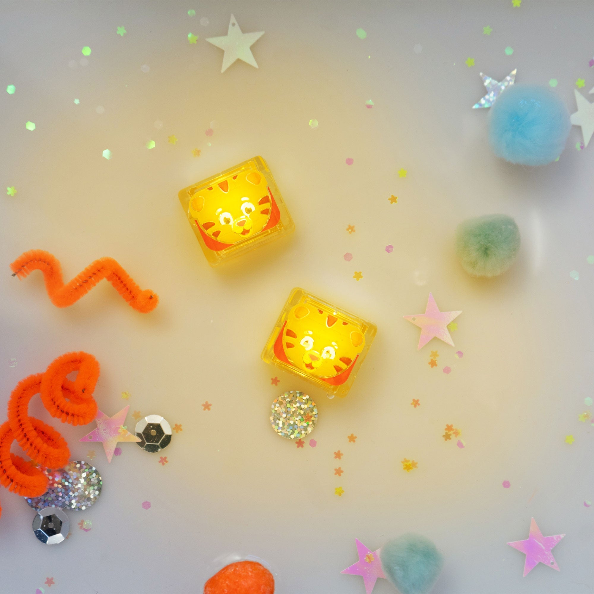 Daniel Tiger - Light Up Cubes 4pk