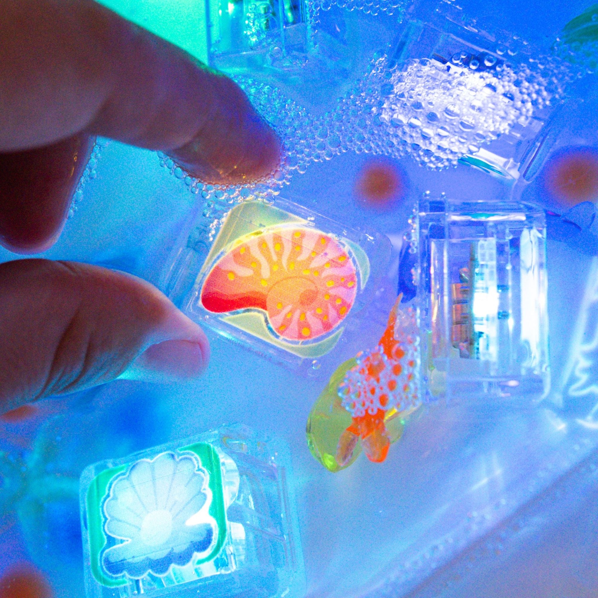 Light Up Cubes 6pk - Ocean