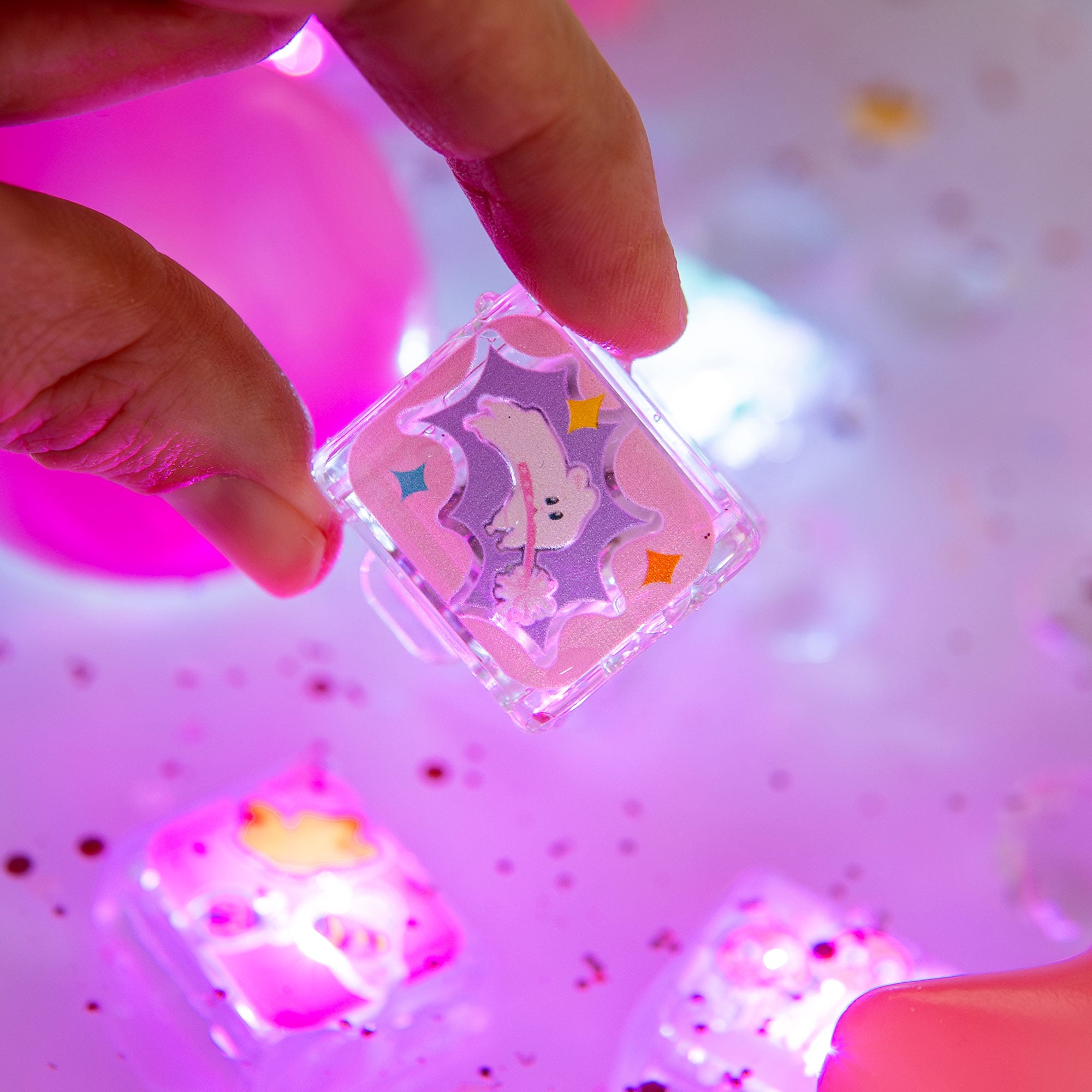 Light Up Cubes 6pk - Princess Ida